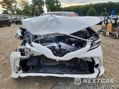 Piąte zdjęcie samochodu w środku: 2018 TOYOTA CAMRY LE VIN:JTNB11HK0J3016096 - miniatura