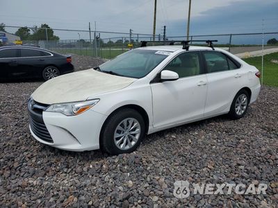 2015 TOYOTA CAMRY LE 4T1BF1FKXFU017181 - główne zdjęcie licytacji z USA - miniatura