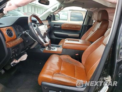 Zdjęcie 7 z 12 samochodu: 2015 TOYOTA TUNDRA 1794 EDITION VIN:5TFAW5F15FX443471 - miniatura