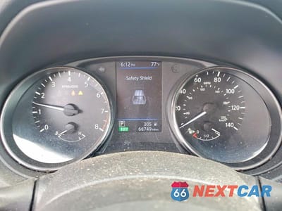 Zdjęcie 9 z 12 samochodu: 2018 NISSAN ROGUE SV VIN:KNMAT2MV1JP616005 - miniatura