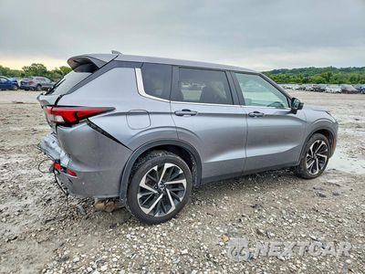 Trzecie zdjęcie samochodu z tyłu: 2024 MITSUBISHI OUTLANDER SE VIN:JA4J4VA83RZ041400 - miniatura