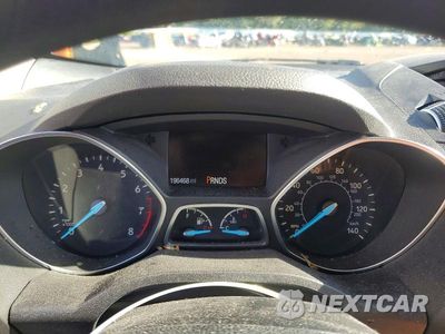 Zdjęcie 9 z 13 samochodu: 2017 FORD ESCAPE SE VIN:1FMCU9GD5HUA84282 - miniatura