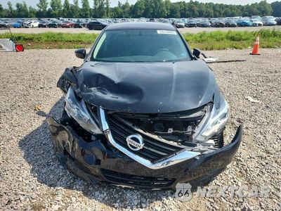 Piąte zdjęcie samochodu w środku: 2017 NISSAN ALTIMA 2.5 SL VIN:1N4AL3AP8HC180353 - miniatura