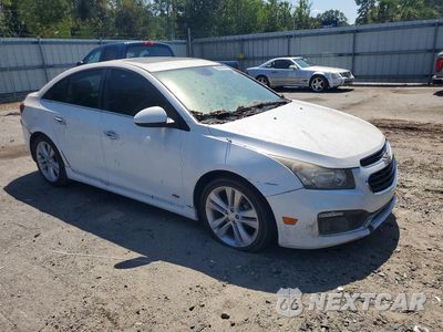 Czwarte zdjęcie samochodu z boku: 2015 CHEVROLET CRUZE LTZ VIN:1G1PG5SB3F7139781 - miniatura