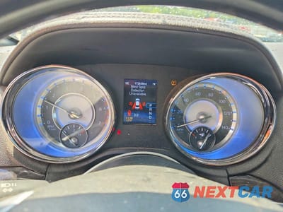 Zdjęcie 9 z 13 samochodu: 2014 CHRYSLER 300C VIN:2C3CCAEG2EH214088 - miniatura
