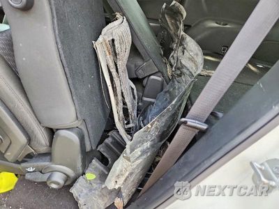 Zdjęcie 13 z 14 samochodu: 2018 DODGE JOURNEY SE VIN:3C4PDCABXJT524927 - miniatura