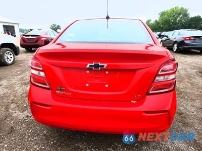 Zdjęcie 6 z 12 samochodu: 2020 CHEVROLET SONIC LT VIN:1G1JD5SB2L4111112 - miniatura