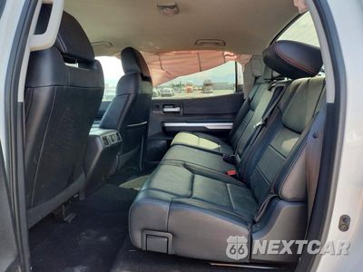 Zdjęcie 10 z 12 samochodu: 2017 TOYOTA TUNDRA TRD PRO VIN:5TFDY5F17HX637610 - miniatura