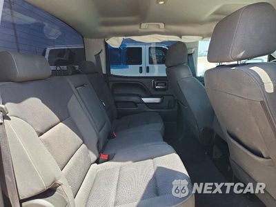 Zdjęcie 10 z 12 samochodu: 2018 CHEVROLET SILVERADO K1500 LT VIN:3GCUKREC1JG585459 - miniatura