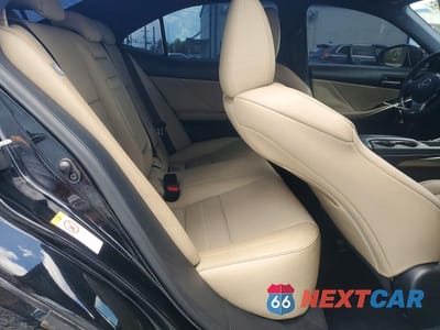 Zdjęcie 10 z 12 samochodu: 2019 LEXUS IS 300 VIN:JTHBA1D28K5089148 - miniatura