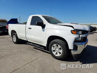 Czwarte zdjęcie samochodu z boku: 2021 CHEVROLET SILVERADO C1500 VIN:3GCNWAEF5MG472185 - miniatura