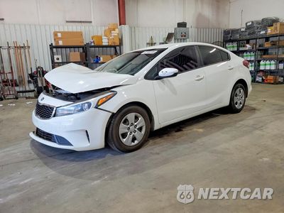 2017 KIA FORTE LX 3KPFK4A77HE060111 - główne zdjęcie licytacji z USA - miniatura