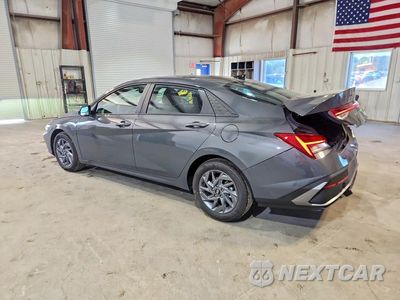 Drugie zdjęcie samochodu z przodu: 2026 HYUNDAI ELANTRA HYBRID BLUE VIN:KMHLM4DJ1TU211194 - miniatura