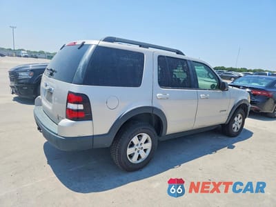 Trzecie zdjęcie samochodu z tyłu: 2007 FORD EXPLORER XLT VIN:1FMEU63E87UB00026 - miniatura