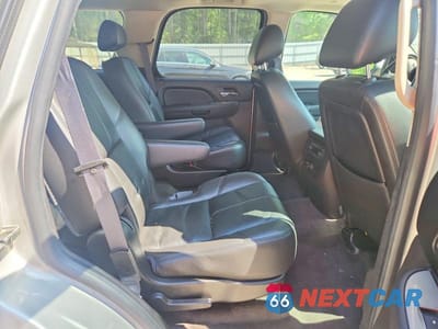 Zdjęcie 10 z 12 samochodu: 2010 CHEVROLET TAHOE K1500 LT VIN:1GNUKBE05AR122065 - miniatura
