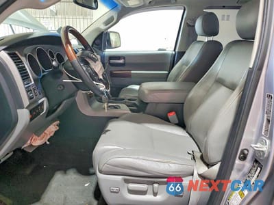 Zdjęcie 7 z 13 samochodu: 2012 TOYOTA SEQUOIA PLATINUM VIN:5TDDY5G1XCS068250 - miniatura