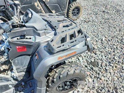 Piąte zdjęcie samochodu w środku: 2015 CAN-AM OUTLANDER ATV VIN:3JBLPAJ29FJ002919 - miniatura
