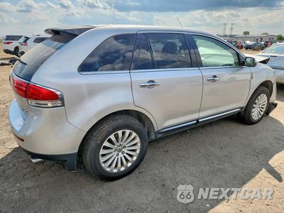Trzecie zdjęcie samochodu z tyłu: 2011 LINCOLN MKX VIN:2LMDJ6JK2BBJ25598 - miniatura
