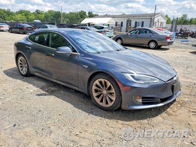 Czwarte zdjęcie samochodu z boku: 2016 TESLA MODEL S VIN:5YJSA1E27GF152858 - miniatura