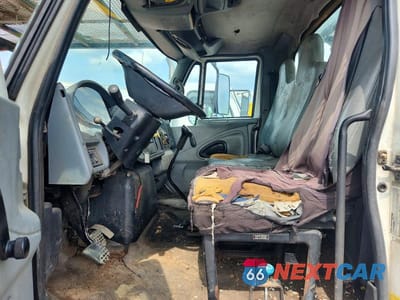 Zdjęcie 7 z 11 samochodu: 2003 INTERNATIONAL 4300 FORESTRY BUCKET TRUCK VIN:3HTMMAAN93N586640 - miniatura
