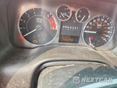 Zdjęcie 9 z 13 samochodu: 2009 HUMMER H3 VIN:5GTEN13E398100203 - miniatura