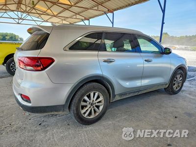 Trzecie zdjęcie samochodu z tyłu: 2019 KIA SORENTO LX VIN:5XYPGDA37KG433029 - miniatura
