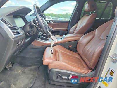 Zdjęcie 7 z 13 samochodu: 2019 BMW X5 XDRIVE40I VIN:5UXCR6C5XKLB12207 - miniatura