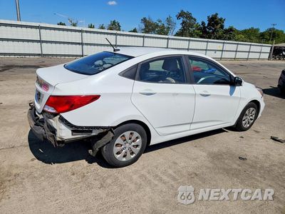 Trzecie zdjęcie samochodu z tyłu: 2016 HYUNDAI ACCENT SE VIN:KMHCT4AE4GU158023 - miniatura