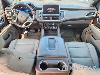 Zdjęcie 8 z 13 samochodu: 2022 CHEVROLET TAHOE K1500 Z71 VIN:1GNSKPKD5NR162034 - miniatura
