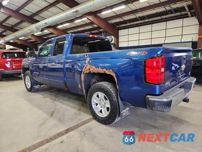 Drugie zdjęcie samochodu z przodu: 2015 CHEVROLET SILVERADO K1500 LT VIN:1GCVKREH5FZ303444 - miniatura
