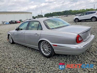 Drugie zdjęcie samochodu z przodu: 2006 JAGUAR XJ8 VIN:SAJWA71B36SH02055 - miniatura