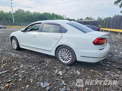 Drugie zdjęcie samochodu z przodu: 2017 VOLKSWAGEN PASSAT SE VIN:1VWBT7A3XHC023195 - miniatura