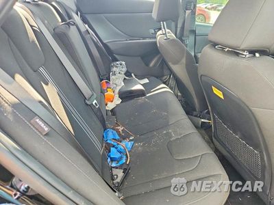 Zdjęcie 10 z 12 samochodu: 2026 HYUNDAI ELANTRA SEL SPORT PREMIUM VIN:KMHLS4DG3TU104254 - miniatura