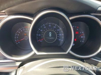 Zdjęcie 9 z 12 samochodu: 2015 KIA OPTIMA LX VIN:5XXGM4A79FG464725 - miniatura
