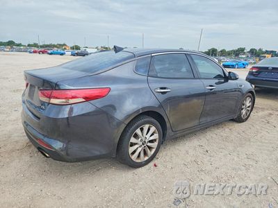 Trzecie zdjęcie samochodu z tyłu: 2018 KIA OPTIMA EX VIN:5XXGU4L31JG190777 - miniatura