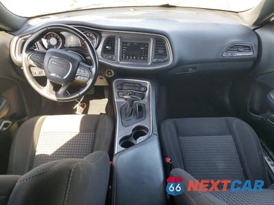 Zdjęcie 8 z 12 samochodu: 2022 DODGE CHALLENGER SXT VIN:2C3CDZAG9NH144154 - miniatura