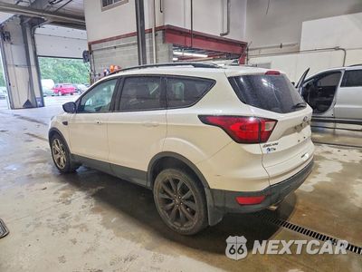 Drugie zdjęcie samochodu z przodu: 2019 FORD ESCAPE SE VIN:1FMCU9GDXKUB15291 - miniatura