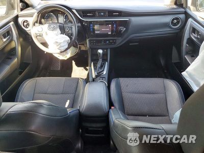 Zdjęcie 8 z 12 samochodu: 2018 TOYOTA COROLLA SE VIN:2T1BURHE2JC030271 - miniatura