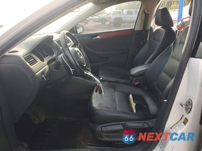 Zdjęcie 7 z 12 samochodu: 2017 VOLKSWAGEN JETTA SE VIN:3VWDB7AJ9HM234154 - miniatura