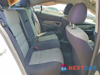 Zdjęcie 10 z 13 samochodu: 2014 CHEVROLET CRUZE LS VIN:1G1PA5SH8E7225527 - miniatura