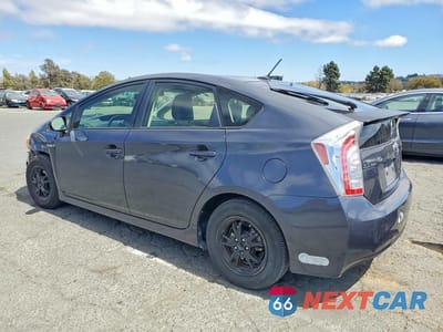 Drugie zdjęcie samochodu z przodu: 2012 TOYOTA PRIUS FOUR VIN:JTDKN3DU3C1607159 - miniatura