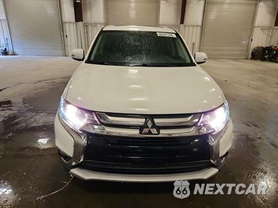 Piąte zdjęcie samochodu w środku: 2018 MITSUBISHI OUTLANDER SE VIN:JA4AZ3A32JZ064388 - miniatura
