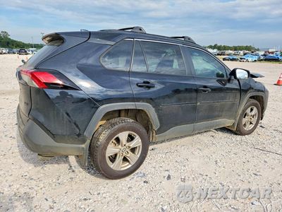 Trzecie zdjęcie samochodu z tyłu: 2025 TOYOTA RAV4 XLE VIN:2T3W1RFV4SC304978 - miniatura