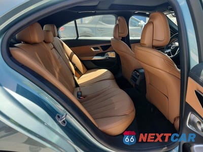 Zdjęcie 10 z 13 samochodu: 2025 MERCEDES-BENZ E 350 VIN:W1KLF4GB9SA117380 - miniatura
