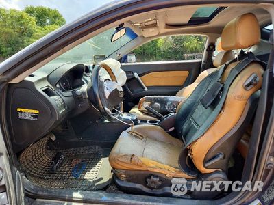 Zdjęcie 7 z 12 samochodu: 2006 HYUNDAI TIBURON GT VIN:KMHHN65F16U190487 - miniatura