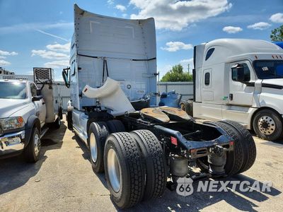 Drugie zdjęcie samochodu z przodu: 2024 VOLVO VNL SEMI TRUCK VIN:4V4NC9EH7RN634992 - miniatura