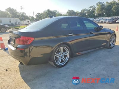 Trzecie zdjęcie samochodu z tyłu: 2016 BMW 5 SERIES VIN:WBA5B1C55GG552427 - miniatura