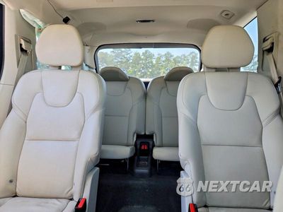 Zdjęcie 10 z 13 samochodu: 2022 VOLVO XC90 T6 MOMENTUM VIN:YV4A221K0N1828736 - miniatura