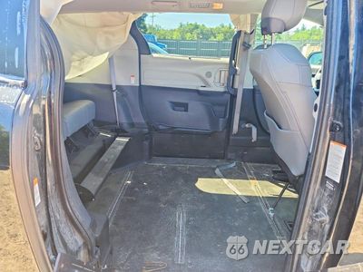 Zdjęcie 11 z 14 samochodu: 2024 TOYOTA SIENNA XLE VIN:5TDYRKEC5RS188659 - miniatura