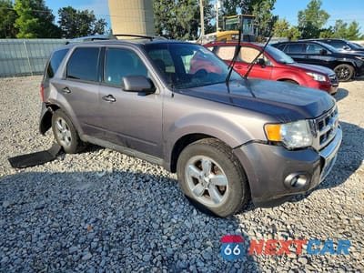 Czwarte zdjęcie samochodu z boku: 2011 FORD ESCAPE LIMITED VIN:1FMCU0EG5BKA13756 - miniatura